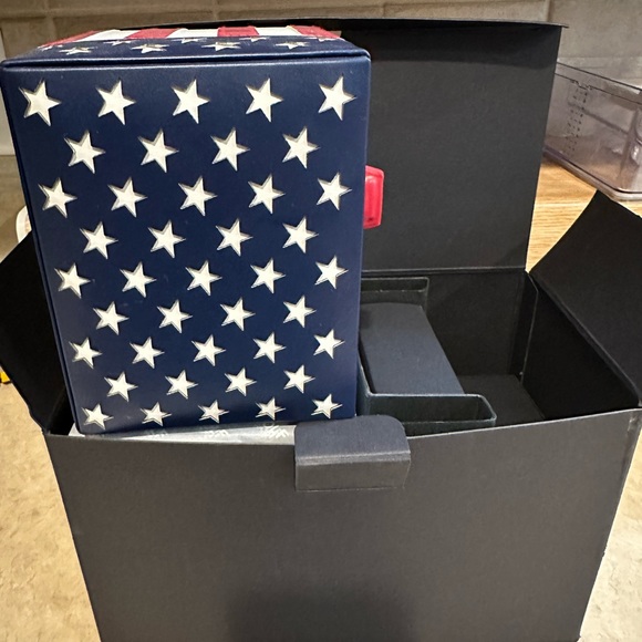 NIB Wolf American Flag Single Watch Winder - Picture 9 of 15
